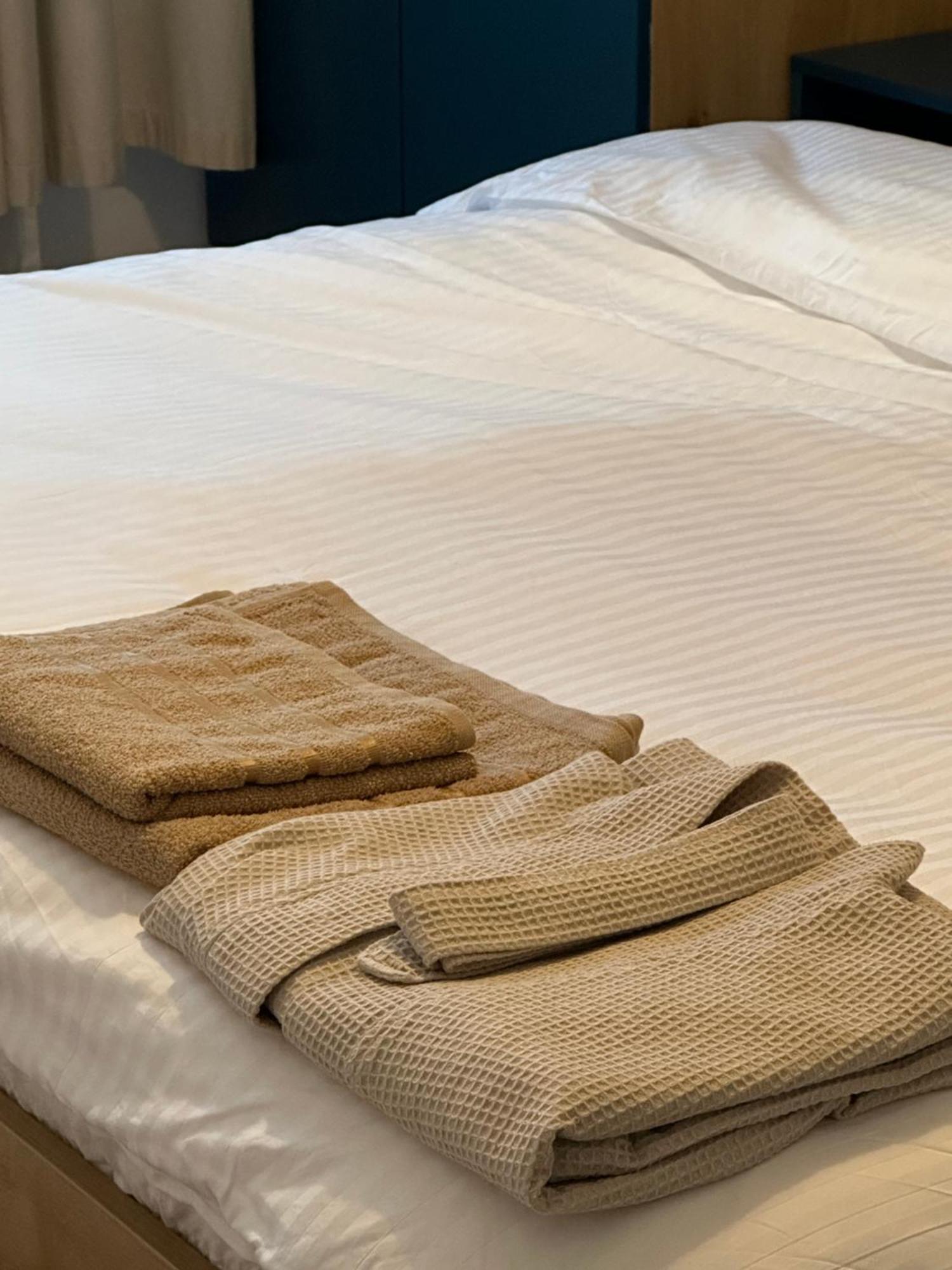 Modern Flat - Apartament Nou Aproape De Spital Si Aeroport Ιάσιο Εξωτερικό φωτογραφία